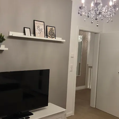 Muttis Haus -auf Dem Felde Ummern