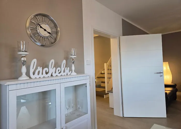 Muttis Haus -auf Dem Felde *